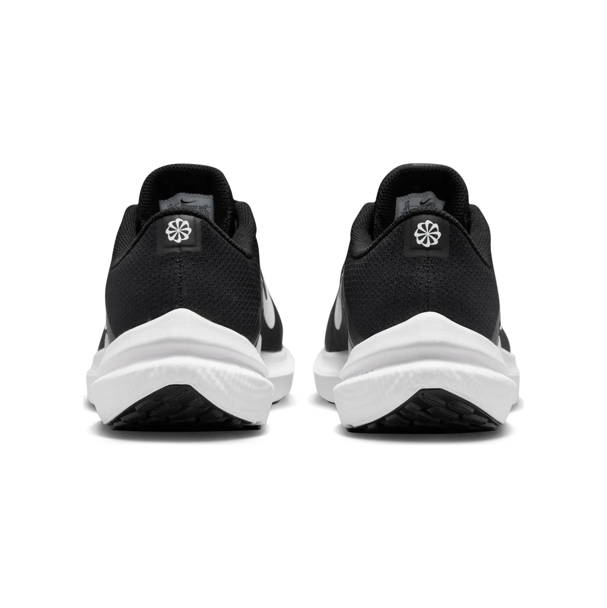 Flash Sale Air Winflo 10 Neutral Running Shoe Men - Black, White Running Shoes