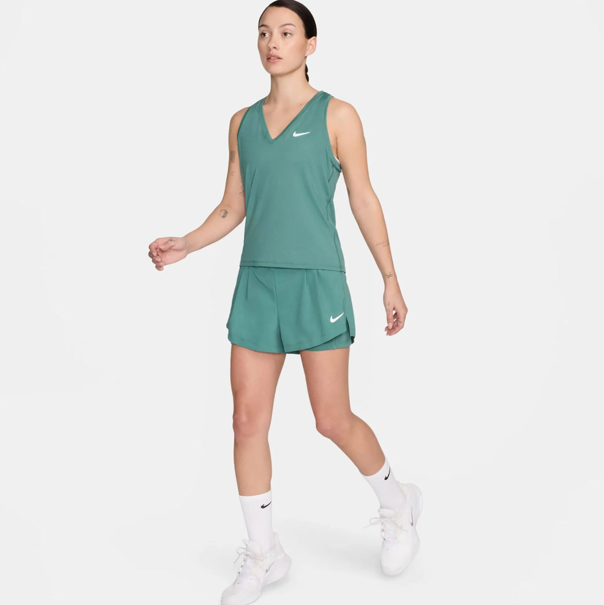Discount Dri-Fit Advantage Shorts Women - Dark Green Shorts
