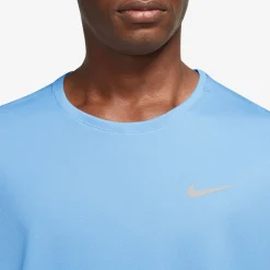 Online Dri-Fit Miler Dri-Fit Miler UV Running Shirt Men - Light Blue Running Clothing