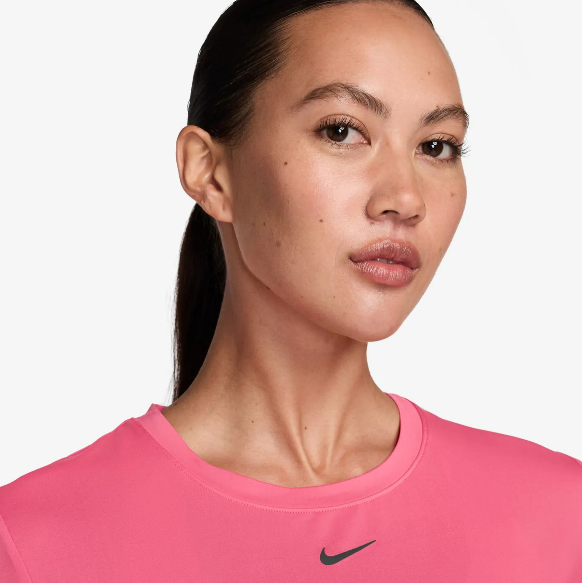 New Dri-Fit One Classic T-Shirt Women - Shirts
