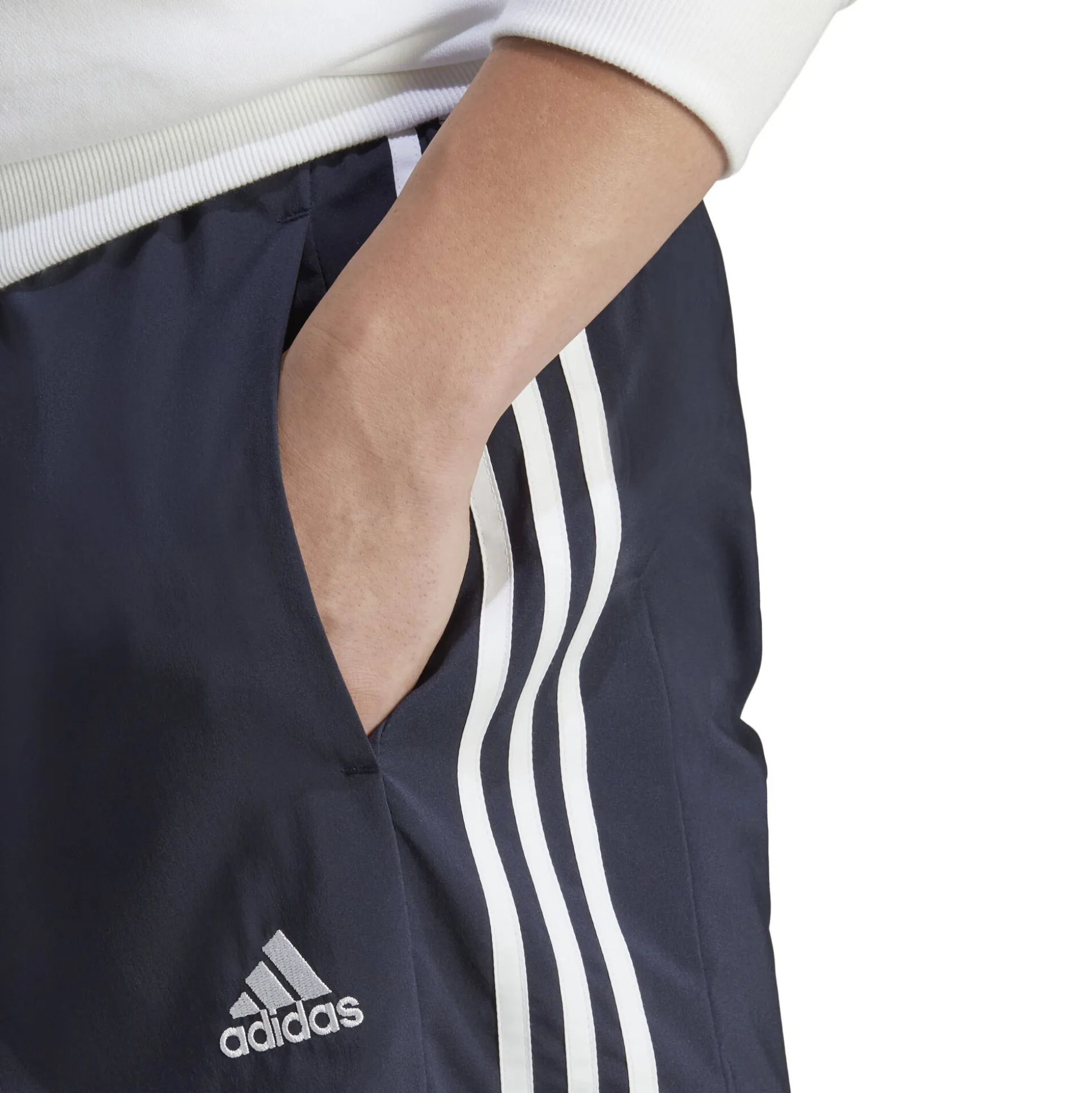 Hot Essentials AEROREADY Chelsea 3-Stripes Shorts Men - Dark Blue, White Shorts