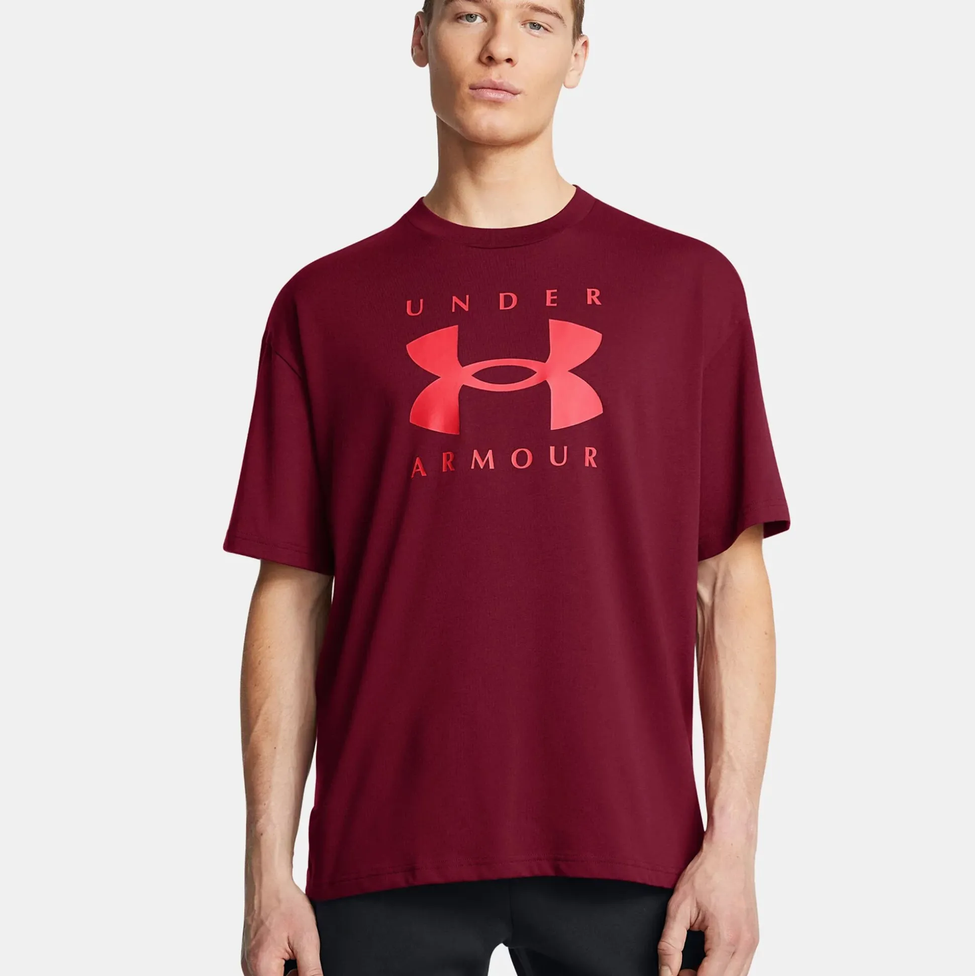 Shop Graphics T-Shirt Men - Wine Red Shirts