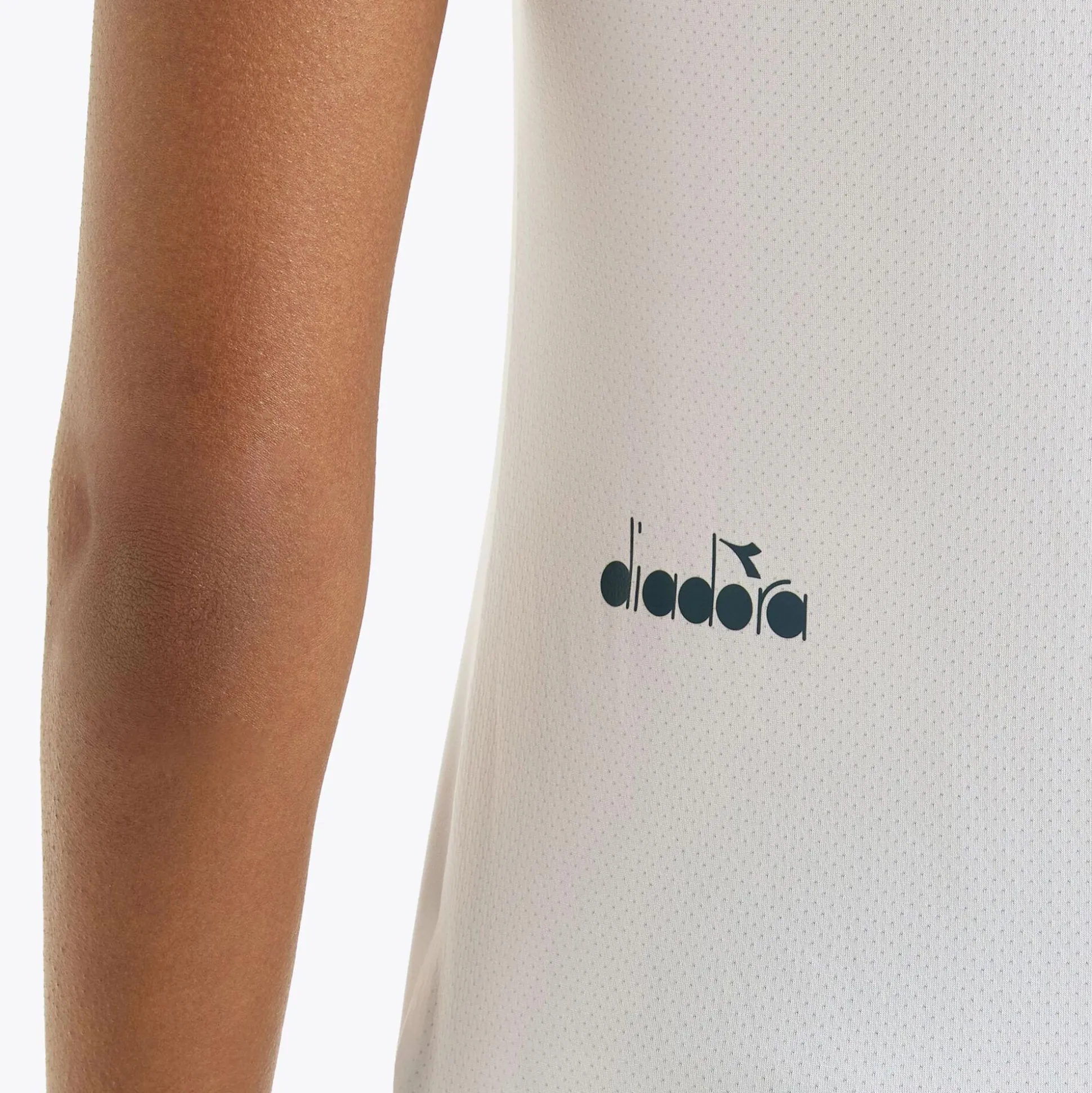 Discount L. T-Shirt Women - Shirts