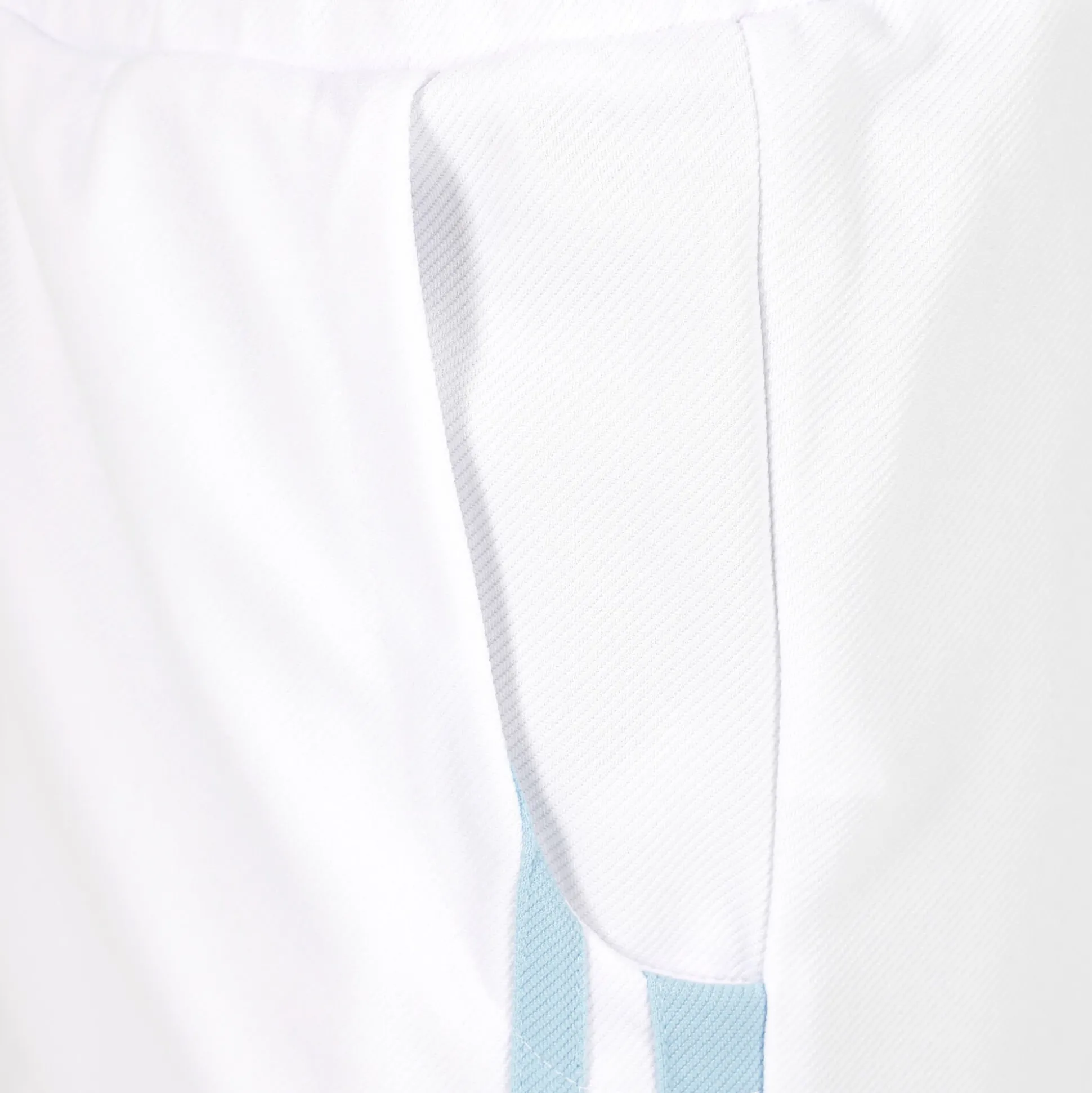 Store New Young Line Shorts Men - White, Light Blue Shorts