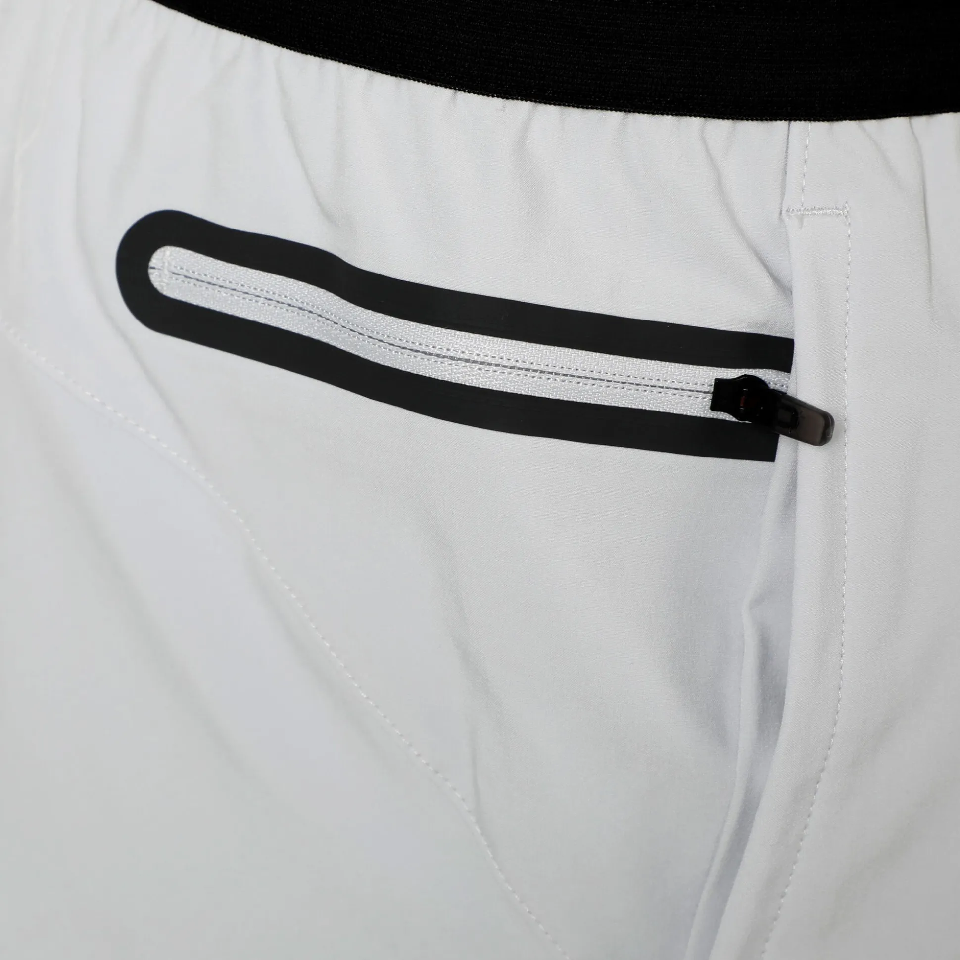 Best Peak Woven Shorts Men - Grey, Black Shorts