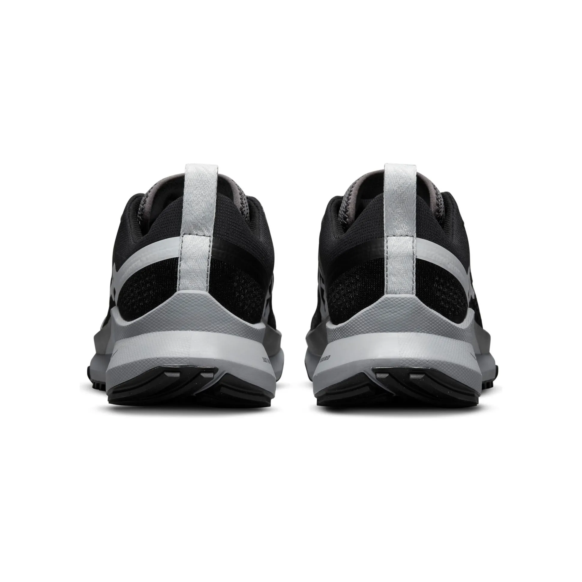 Hot Pegasus Trail 4 Trail Running Shoe Women - Black, Grey Running Shoes