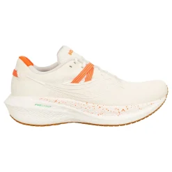 Store Triumph RFG Neutral Running Shoe Men - White, Orange Running Shoes
