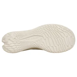 Best Sale Velociti 4 SE Neutral Running Shoe Women - White, Beige Running Shoes