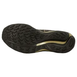 Store Wave Rider GTX 2 Trail Running Shoe Men - Black, Gold Running Shoes